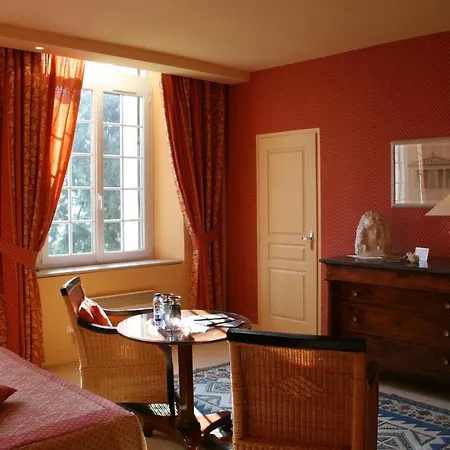 D'hotes & La Chatellenie לינה וארוחת בוקר Saint-Aubin-le-Cauf