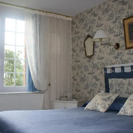 Bed and Breakfast D'hotes & La Chatellenie 3*