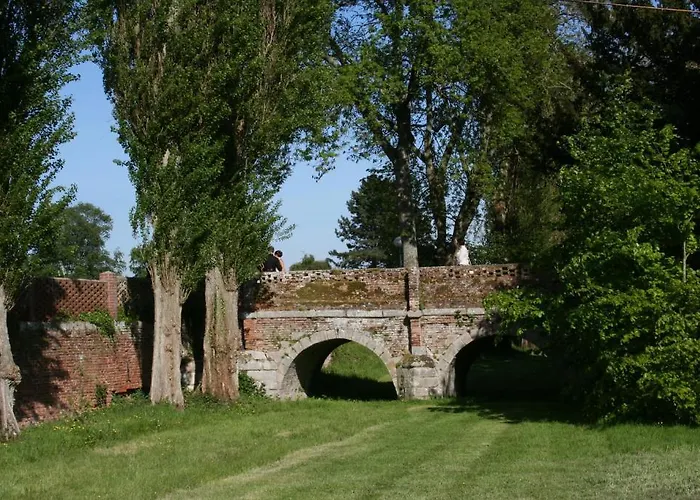 D'hotes & La Chatellenie Saint-Aubin-le-Cauf