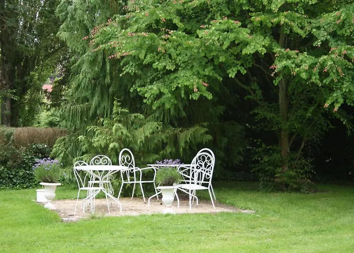 D'hotes & La Chatellenie Bed & Breakfast Saint-Aubin-le-Cauf